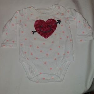 💖 Oshkosh White w/pink polka dots & big smiley 💗